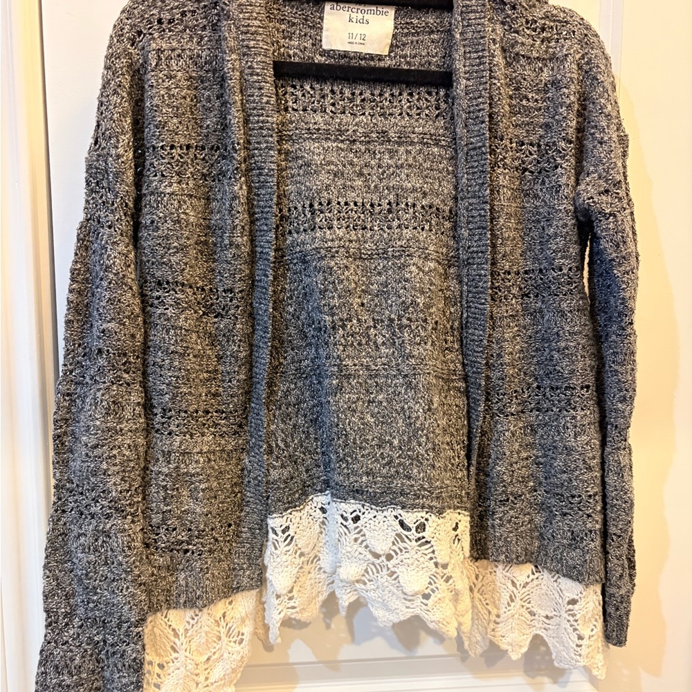 Abercrombie & Fitch Women's Gray Sweater with Lace Hem